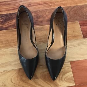 Banana Republic Black Pumps / Heels